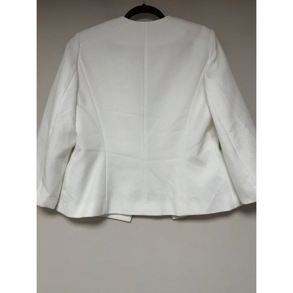 Emily White Textured V Neck Sheath Dress Size 8 Formal Business Occasion‎